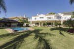 Thumbnail 1 van Villa te koop in Marbella / Spanje #46986