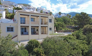 Villa te koop in Jalon / Spanje