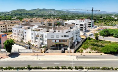 Bedrijfspand te koop in Jávea / Spanje