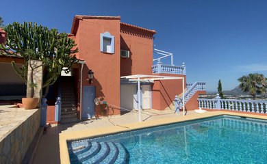 Villa te koop in Sanet Y Negrals / Spanje