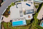 Thumbnail 2 van Villa te koop in Marbella / Spanje #48183